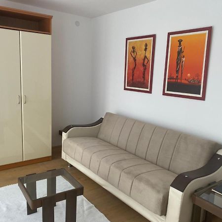 Apartamento Sandra Ni Exterior foto