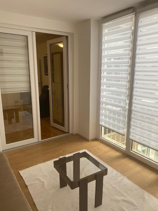 Sandra Ni Exterior foto