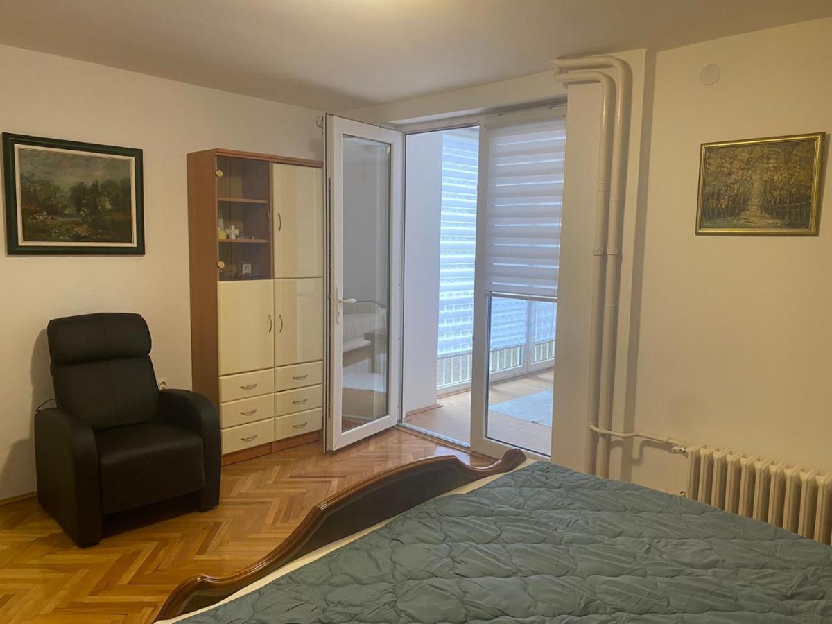 Sandra Ni Exterior foto